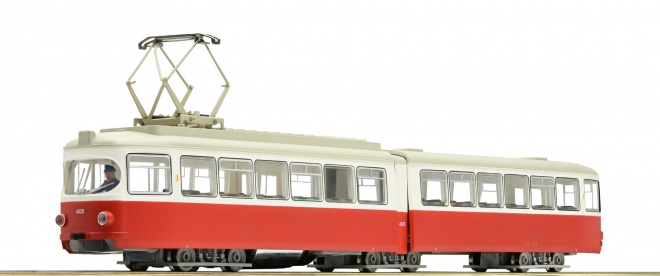 6-axle articulated tram<br /><a href='images/pictures/Roco/228458.jpg' target='_blank'>Full size image</a>
